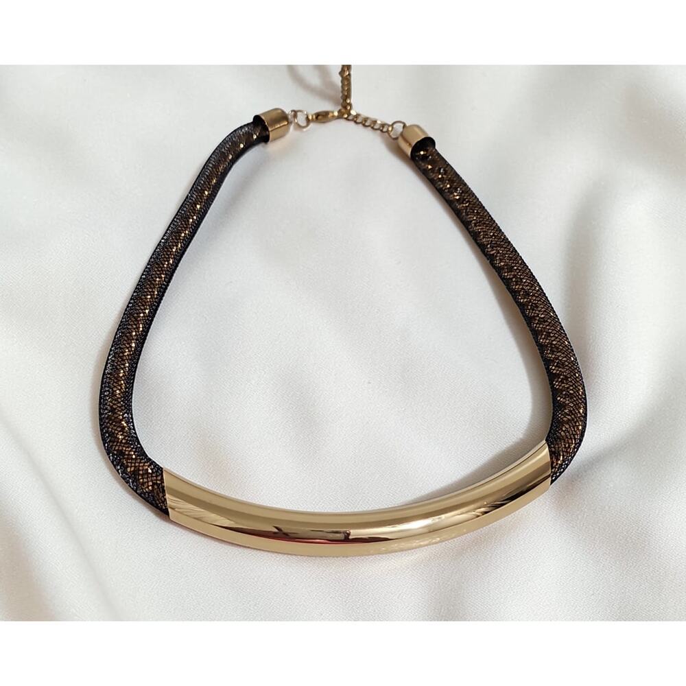 Gold Tone Modern Statement Necklace Mesh Overlay Chain Gold Bar Centerpiece